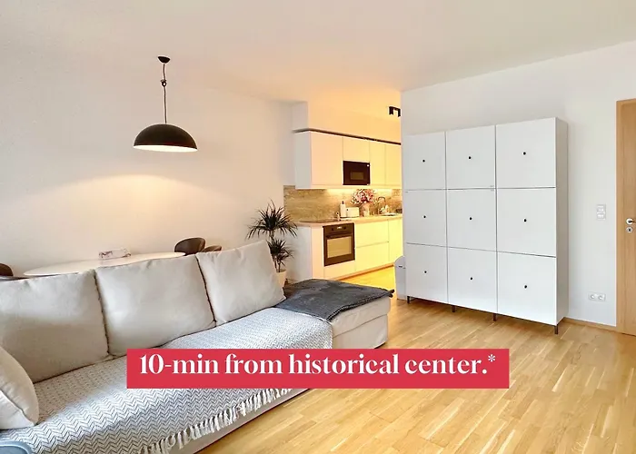 Apartment With Free Parking In Prague